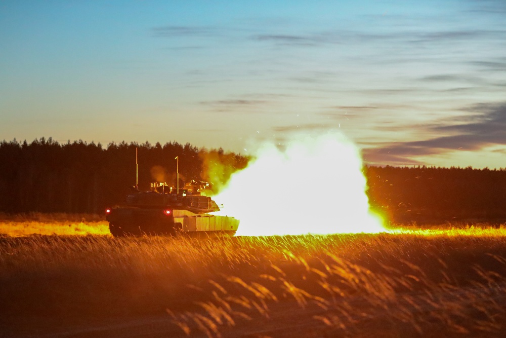 Dreadnaughts Complete Abrams Night Qualification