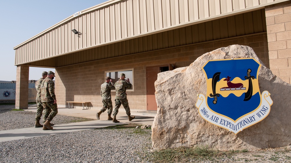 USACE commanding general meets with 386th AEW commander