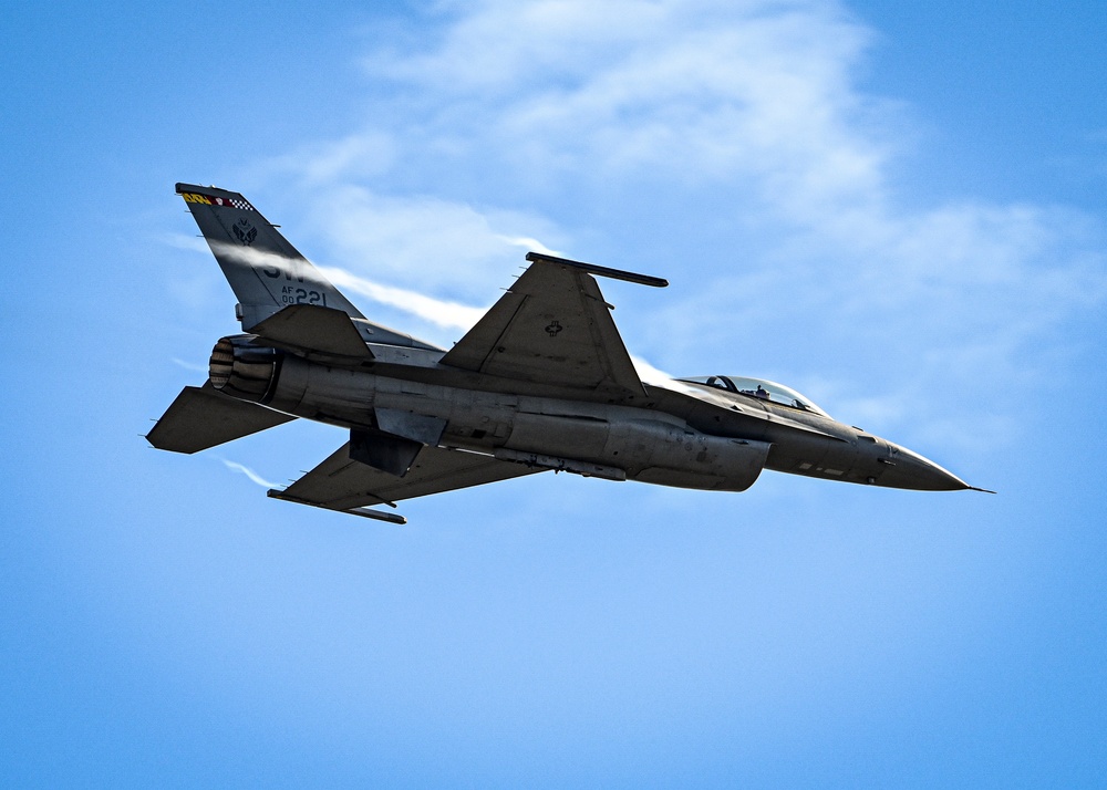 F-16 Viper Demo Team preseason practice