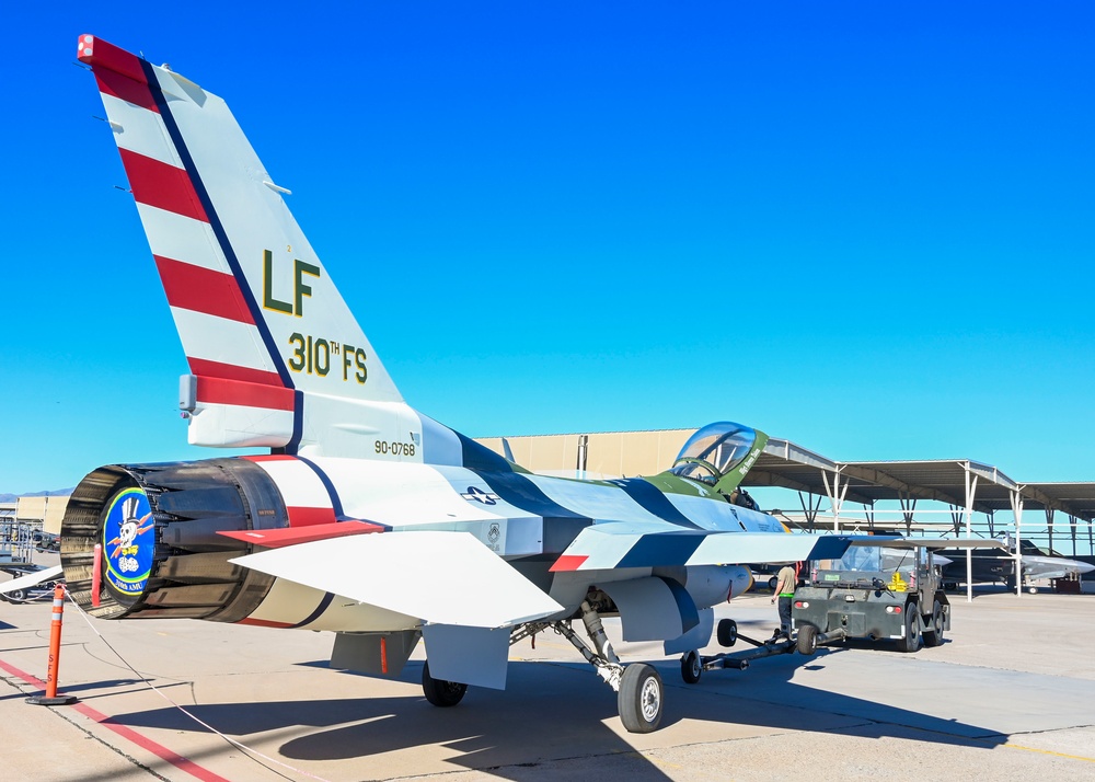 Luke F-16 gets heritage paint in celebration of 310th Fighter Squadron’s 80th Anniversary