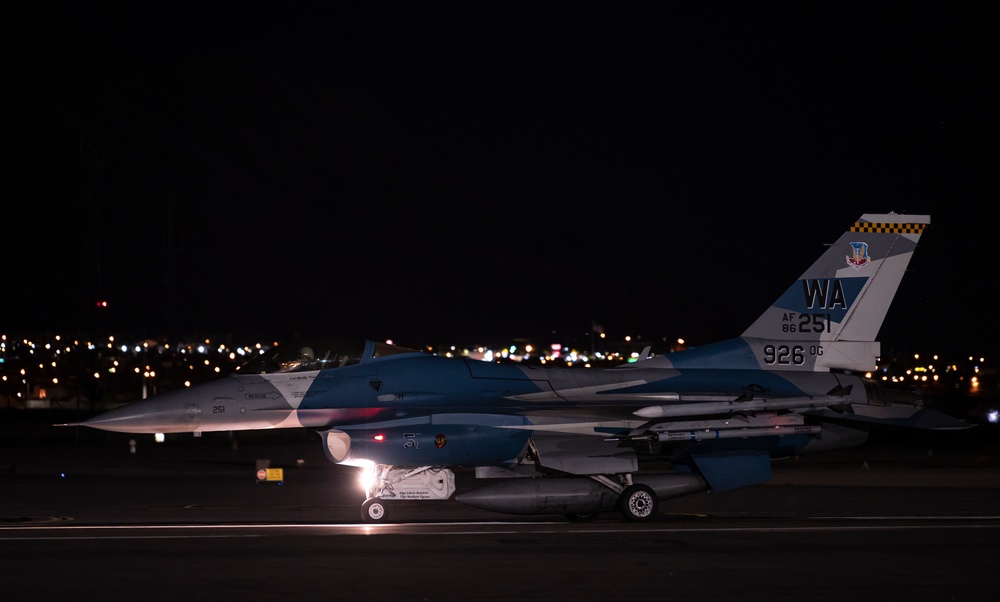 Red Flag-Nellis 22-1 Night ops