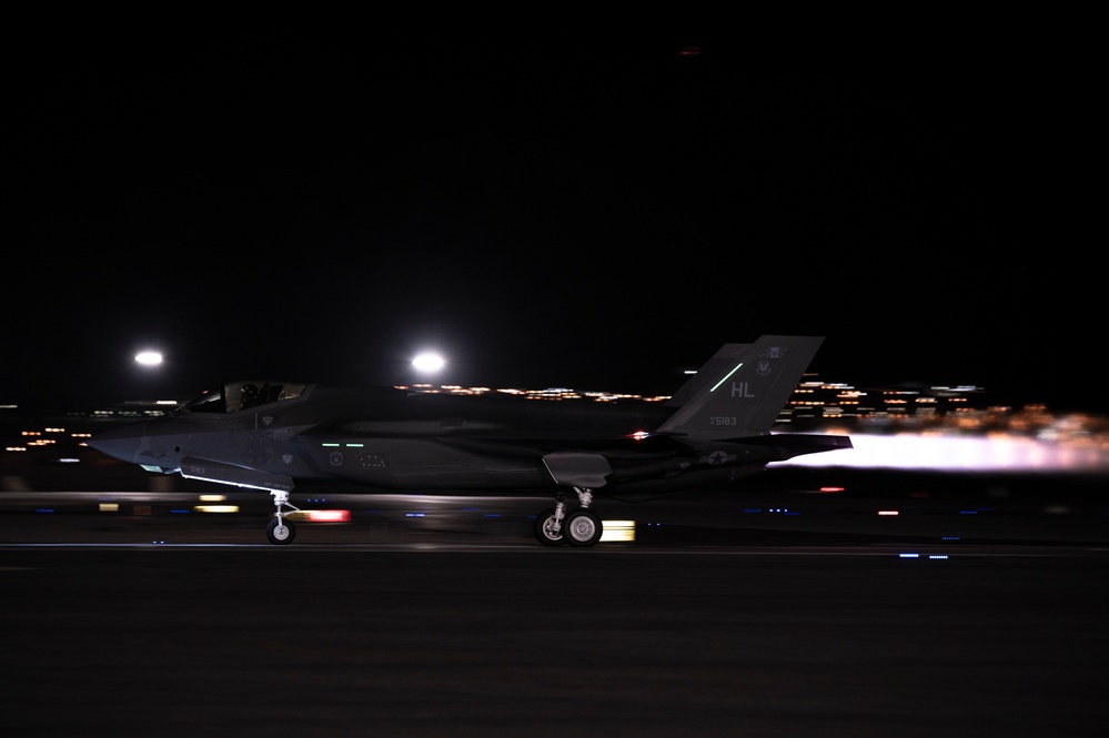 Red Flag-Nellis 22-1 Night ops