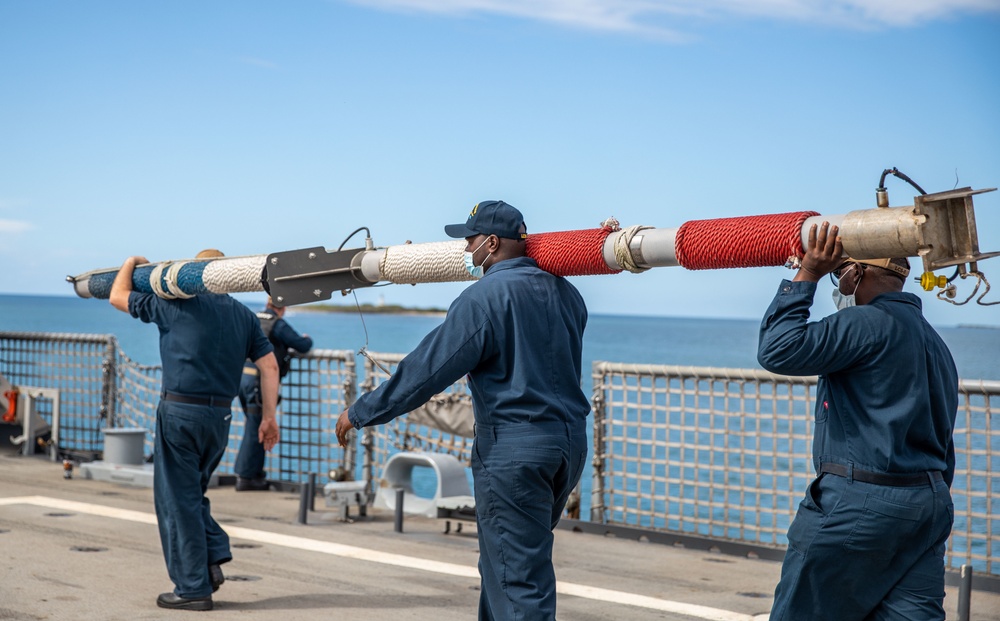 USS Milwaukee Departs Ponce, Puerto Rico