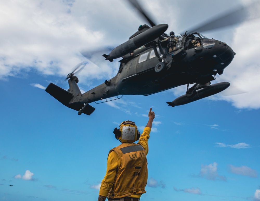 USS Billings Conducts DLQs with JTF-B Army UH-60 Black Hawks