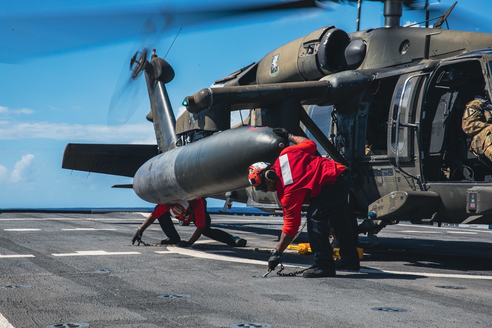 USS Billings Conducts DLQs with JTF-B Army UH-60 Black Hawks