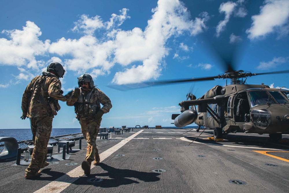 USS Billings Conducts DLQs with JTF-B Army UH-60 Black Hawks