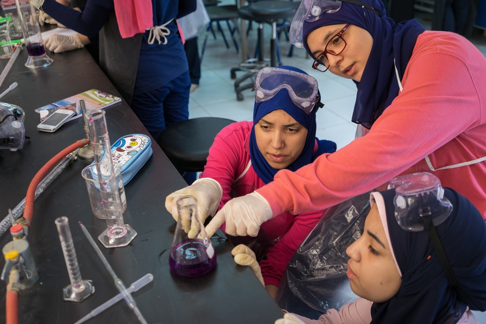 DVIDS - Images - Egypt - Maadi STEM School [Image 2 of 9]