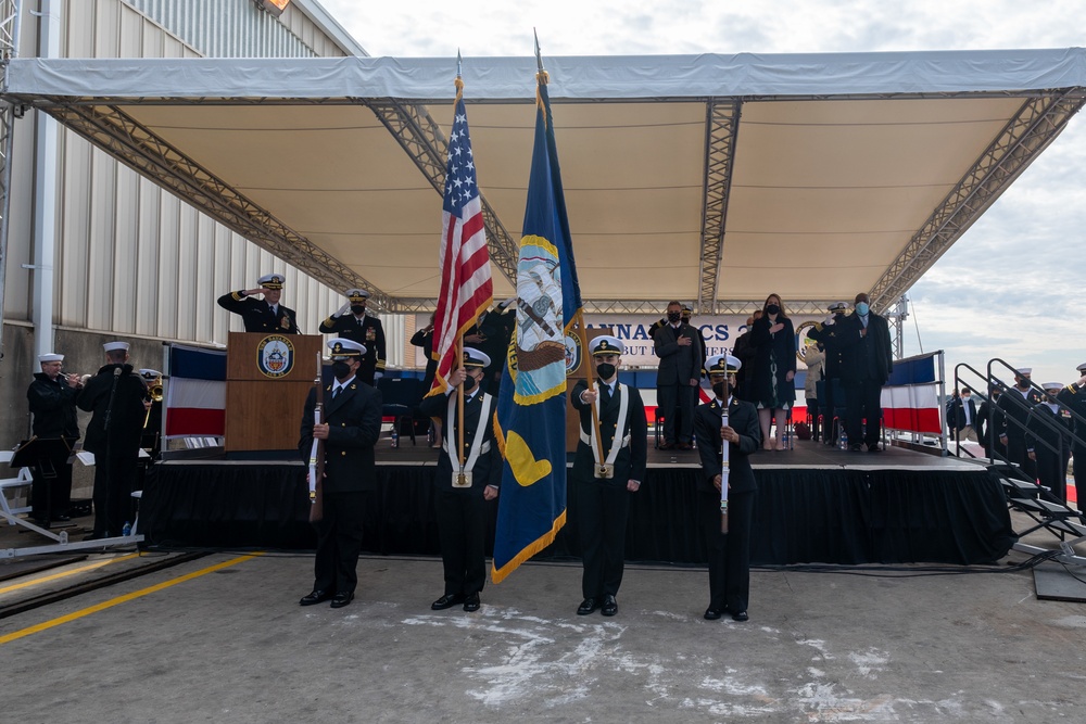 Guests render honors at the commissioning ceremony for USS Savannah (LCS 28)