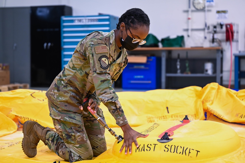 15th OSS equipping our aircraft