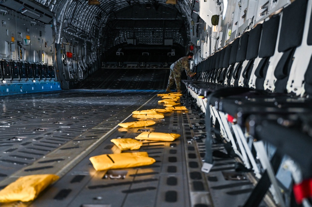 15th OSS equipping our aircraft