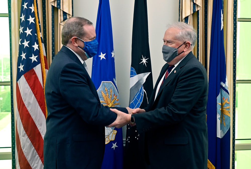 SecAF Frank Kendall meets with Mr. Andrew Hunter