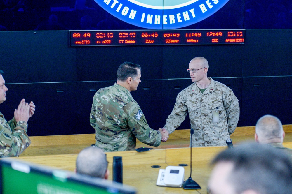 Operation Inherent Resolve commanding general holds town hall for Coalition