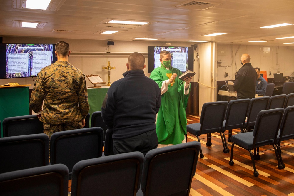 USS Makin Island Divine Services