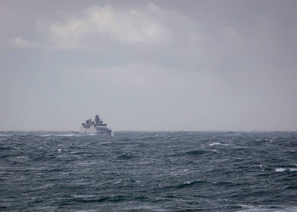 USS Porter (DDG 78) Friendly face