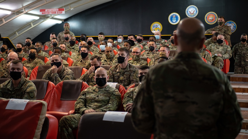 USACE commanding general holds a townhall at Camp Buehring