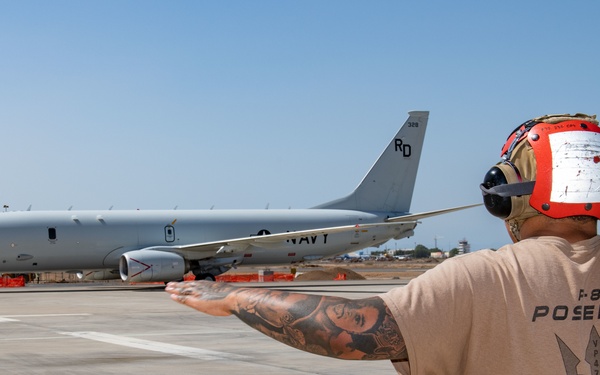 VP-47 Keeps CLDJ Soaring