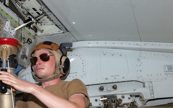 VP-47 Keeps CLDJ Soaring