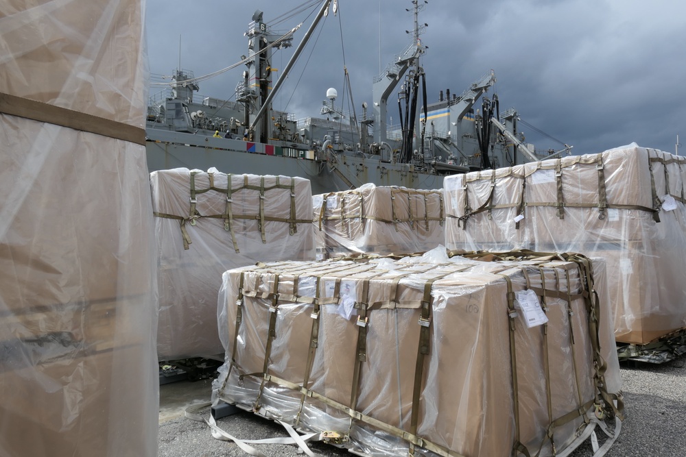 USNS Supply (T-AOE 6) visits Souda Bay