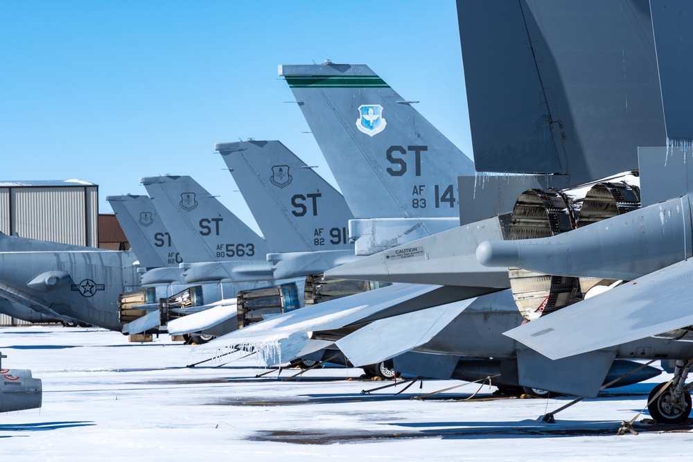 Winter weather pauses technical, pilot training