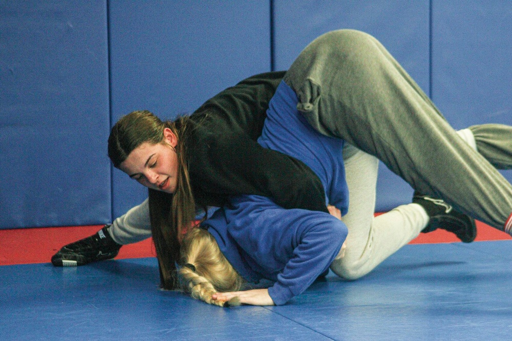 Fort Campbell's Lady Falcons wrestling team ready for state tourney