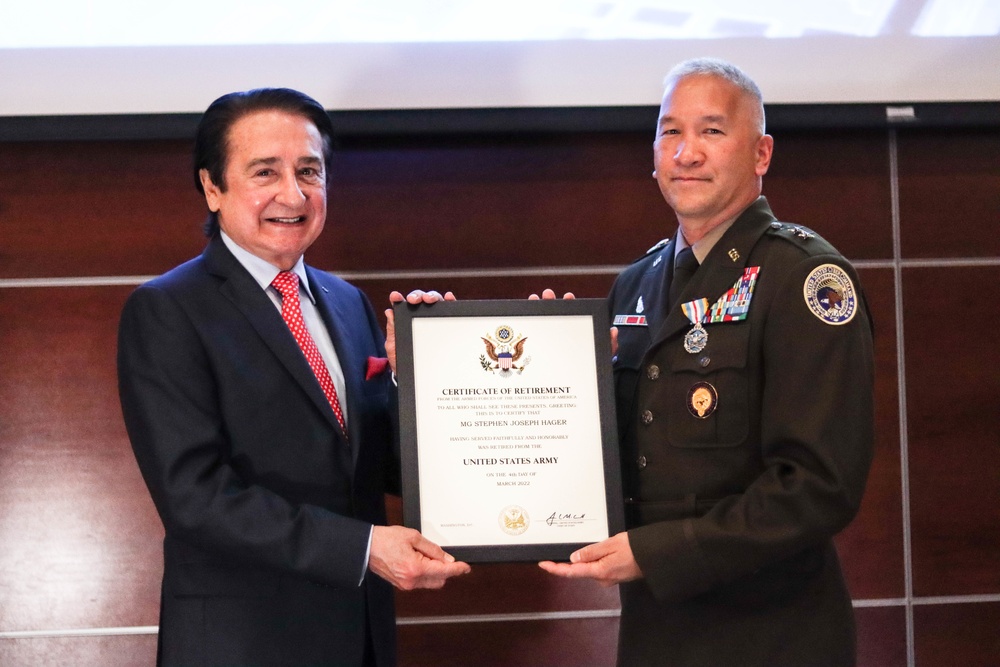 Cyber Command Major General retires after 34 years of service