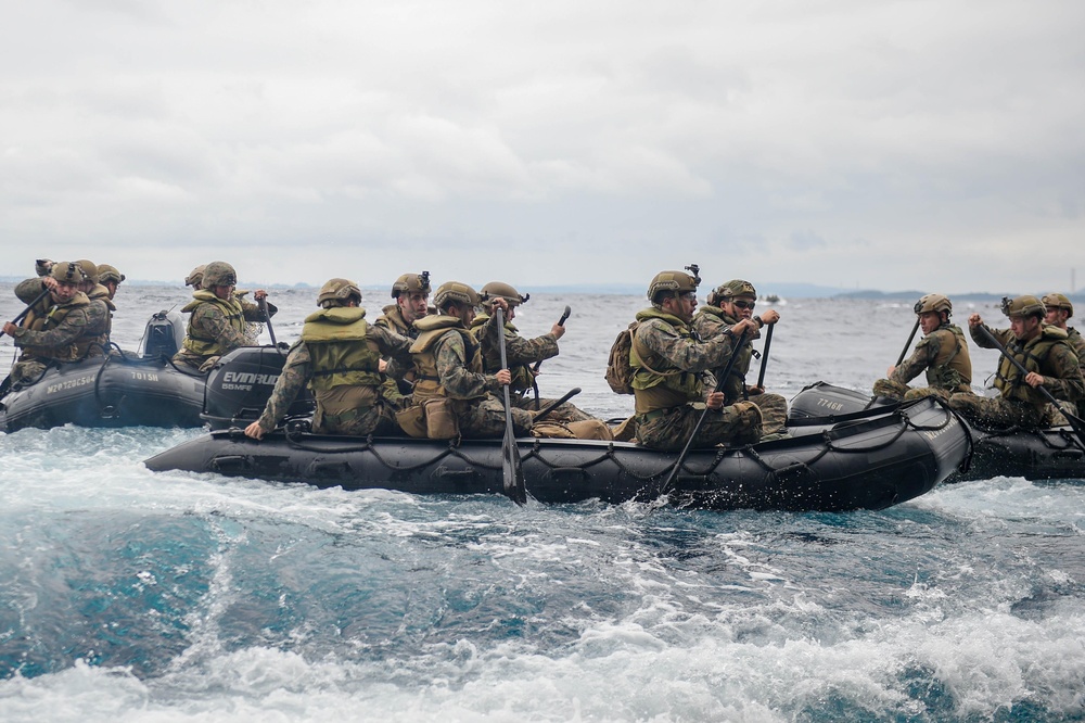 31st Marine Expeditionary Unit launch combat rubber raiding craft