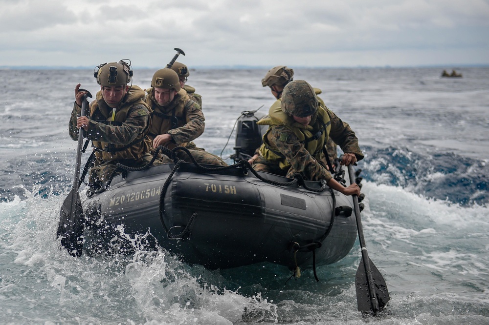 31st Marine Expeditionary Unit launch combat rubber raiding craft