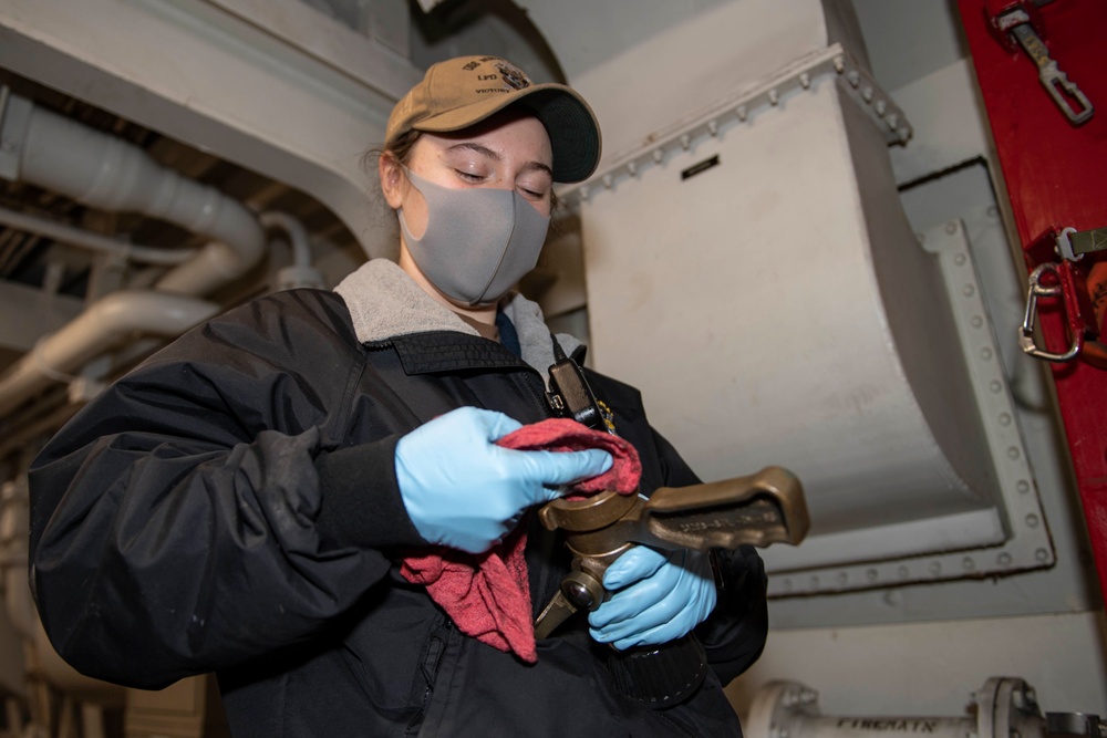 Maintenance on USS New Orleans