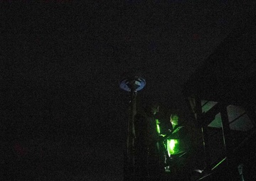 USS Ashland (LSD 48) conducts a night raid exercise