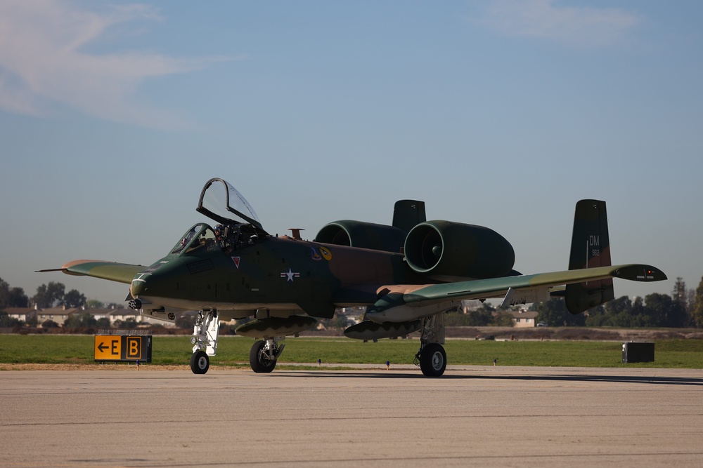 Super Bowl flyover jets arrive at JFTB