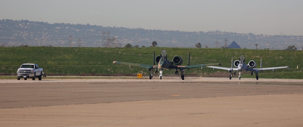 Super Bowl flyover jets arrive at JFTB