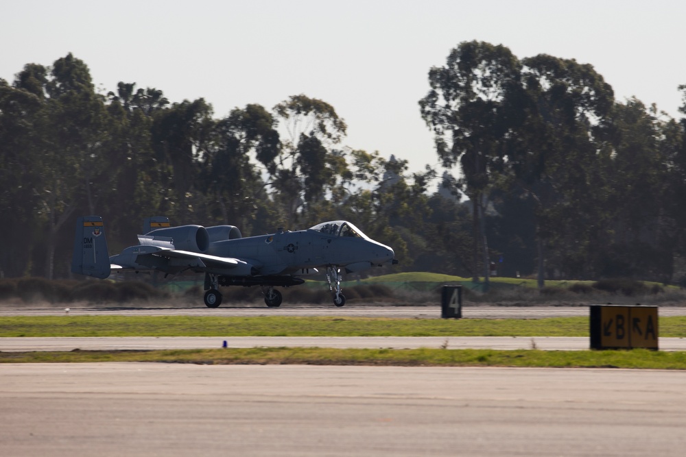 Super Bowl flyover jets arrive at JFTB