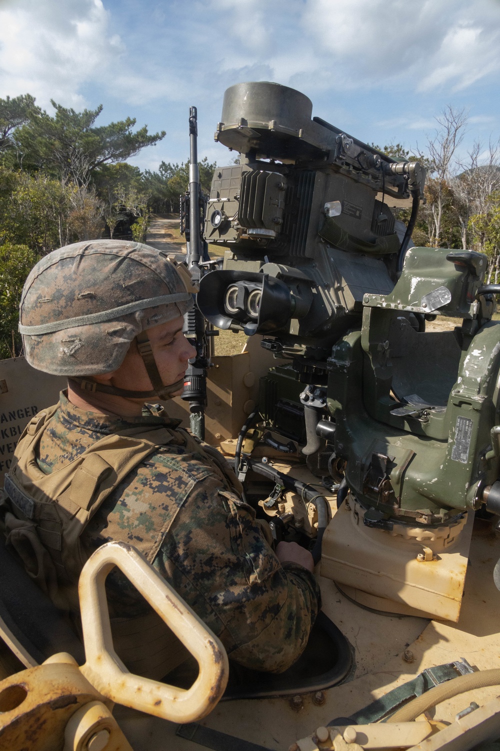 31st MEU conducts NEO exercise