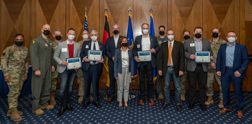 New program turns civic leaders into honorary commanders