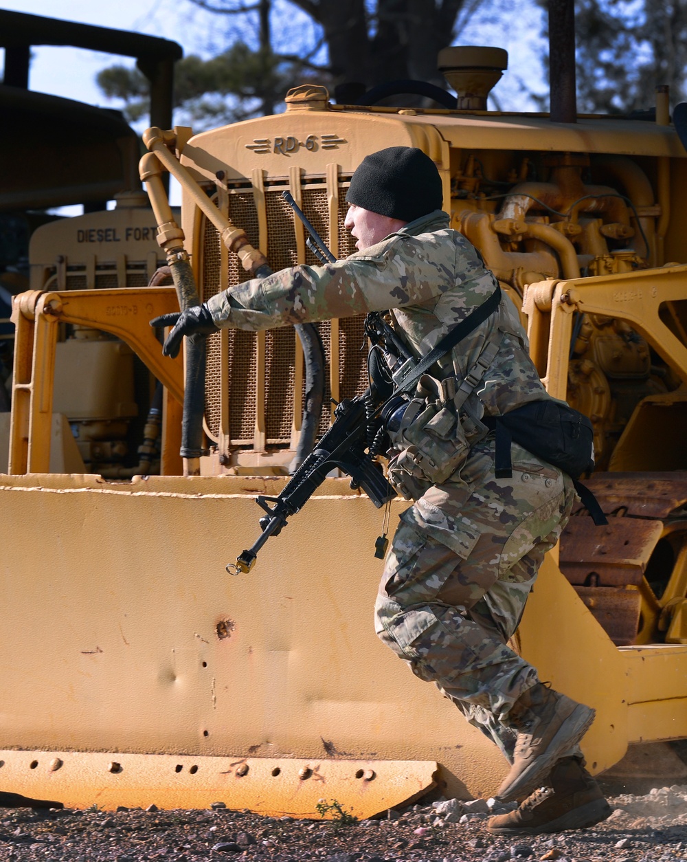 Green Beret Candidates Undergo Robin Sage Exercise