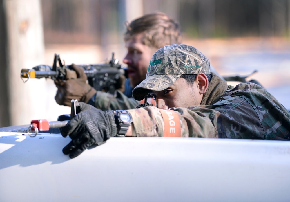 Green Beret Candidates Undergo Robin Sage Exercise