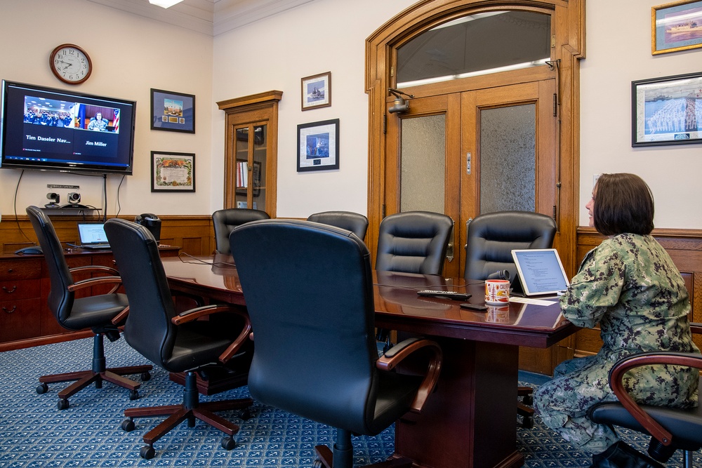 CNSTC meets with DoDEA NJROTC cadets