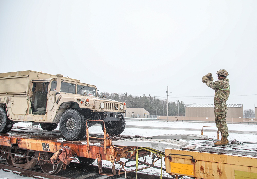 Falcon Soldiers conduct Railhead Ops