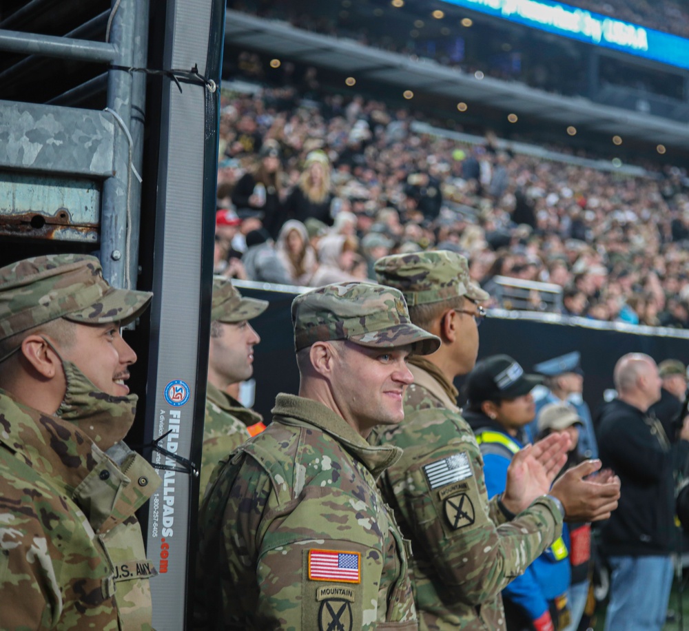 10th Combat Aviation Brigade Attends Army-Navy Game