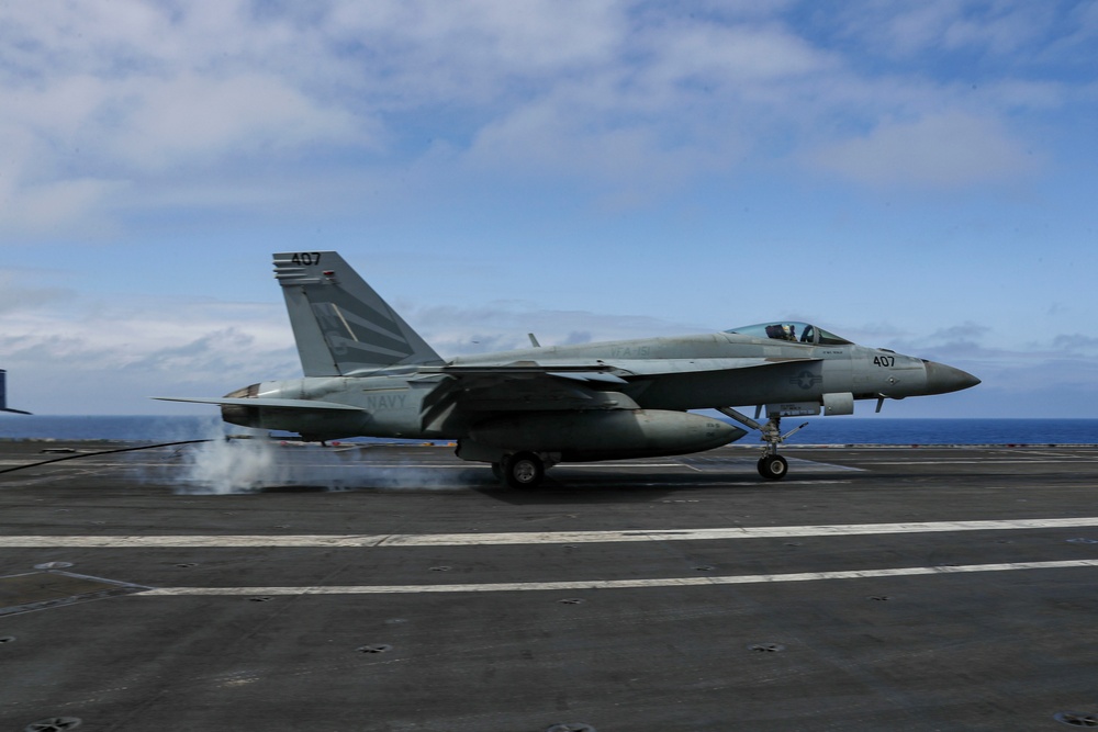 Abraham Lincoln conducts flight operations