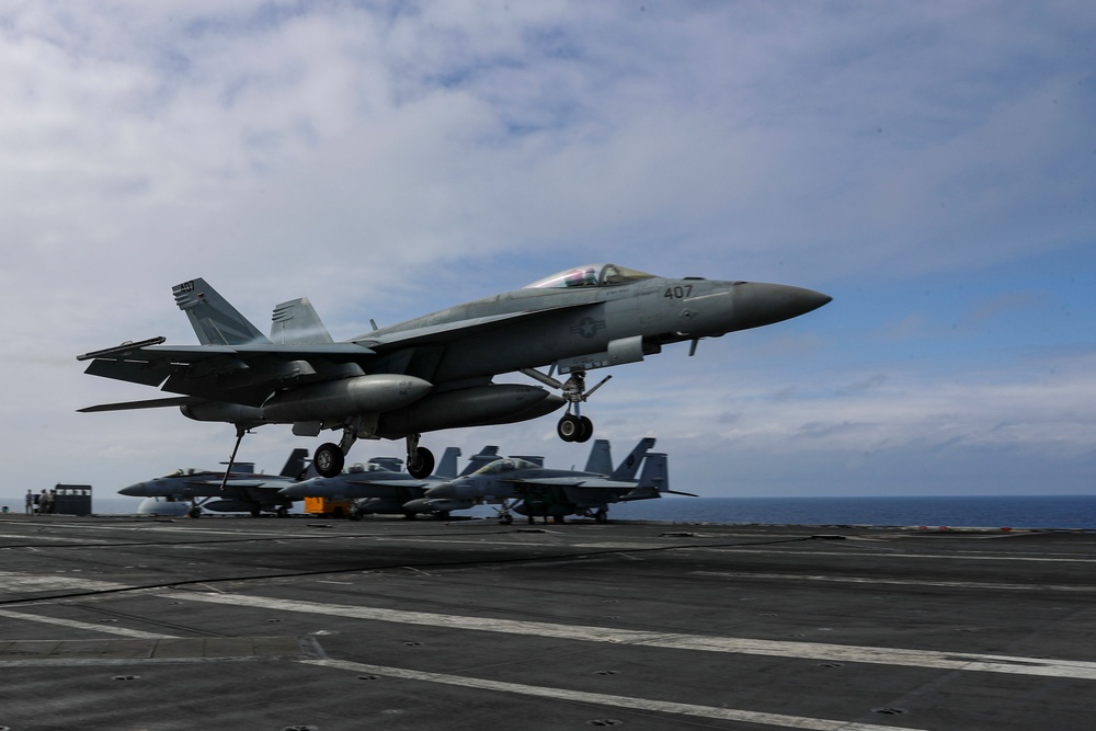 Abraham Lincoln conducts flight operations