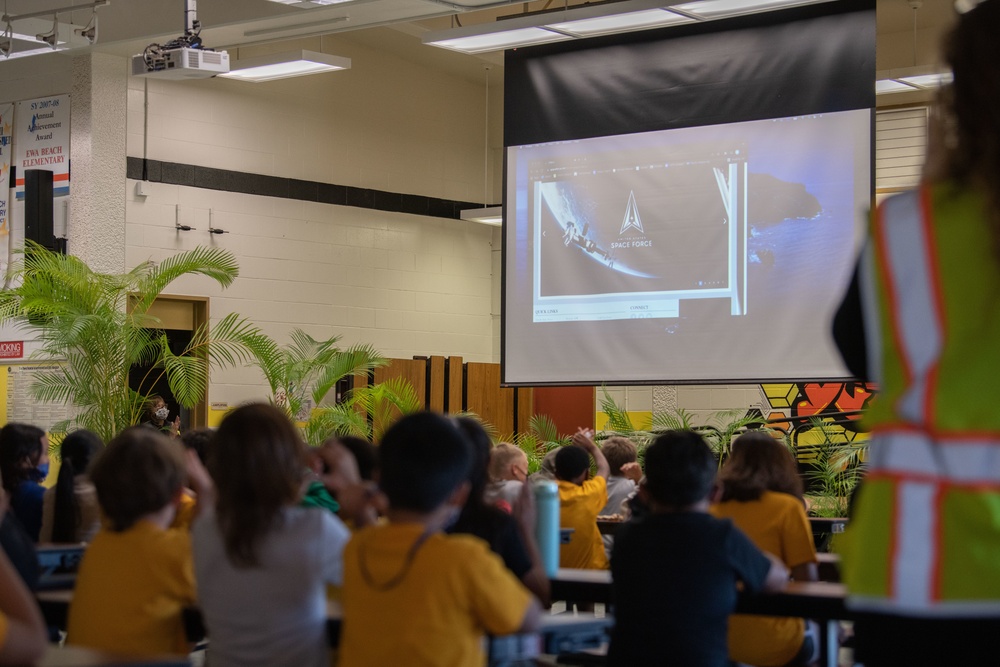 Chief of Space Operations visits Ewa Beach Elementary School