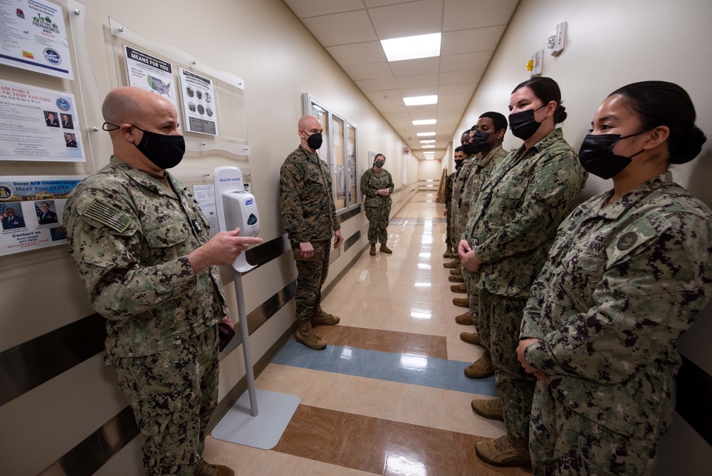 DVIDS - Images - MCPON Russell Smith and SMMC Troy Black visit service ...