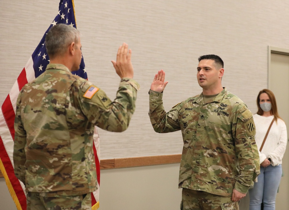 3rd Infantry Division Commander Reenlists two-time Career Counselor of the Year