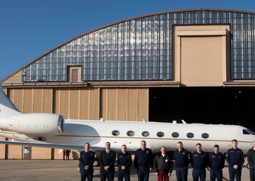 18th AF commander flies, delivers aircraft dedicated to Berlin Airlift