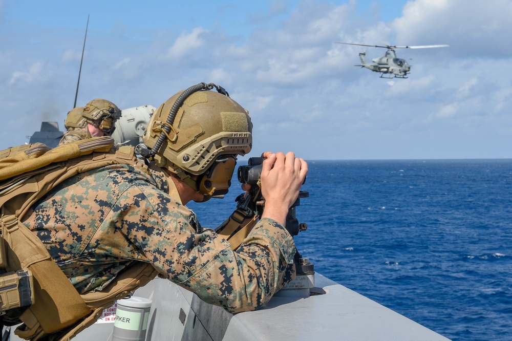 USS Green Bay (LPD 20) Conducts a Visit, Board, Search and Seizure Exercise