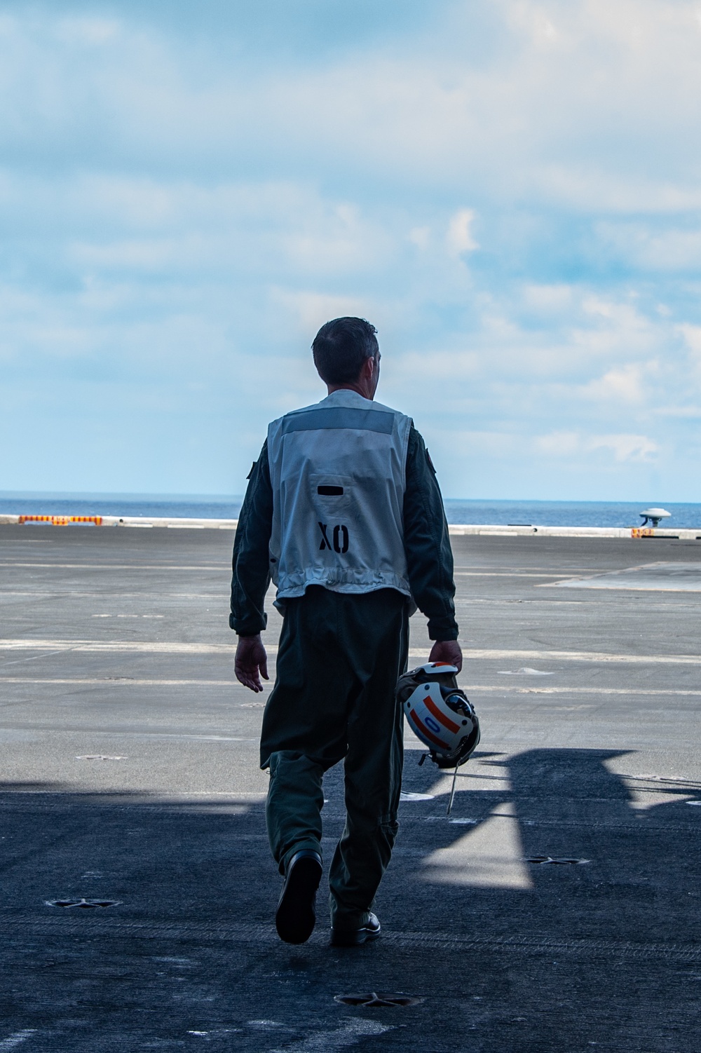 Military Leaders Meet aboard USS Carl Vinson (CVN 70)