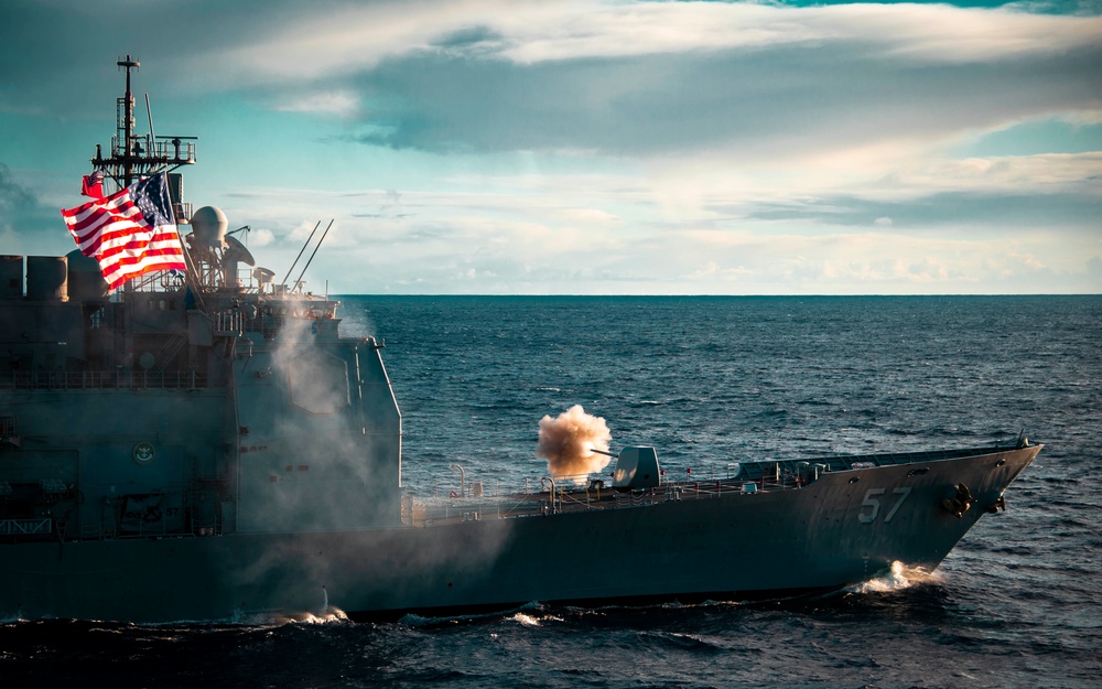 USS Lake Champlain (CG 57) Conducts Live-Fire Exercise alongside USS Carl Vinson (CVN 70)