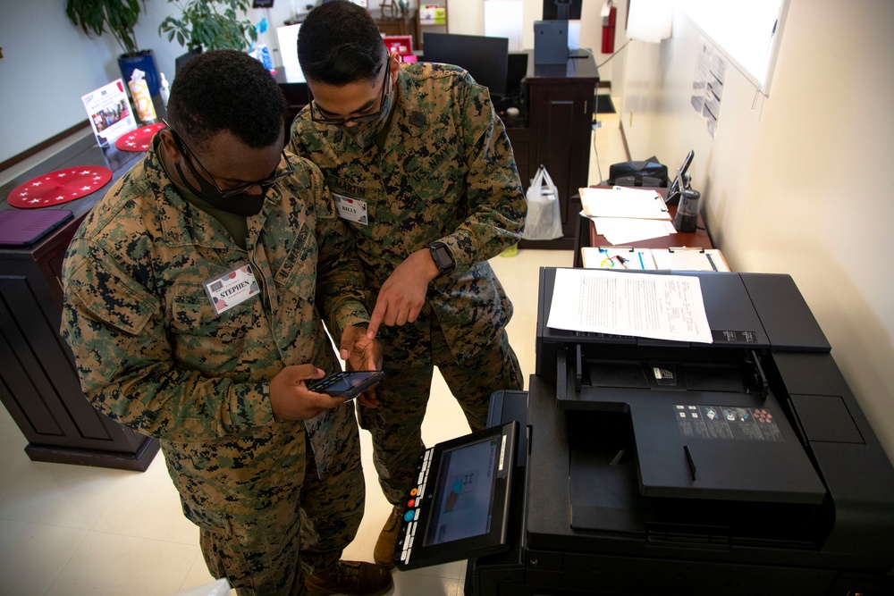 USO Okinawa celebrates 81st birthday