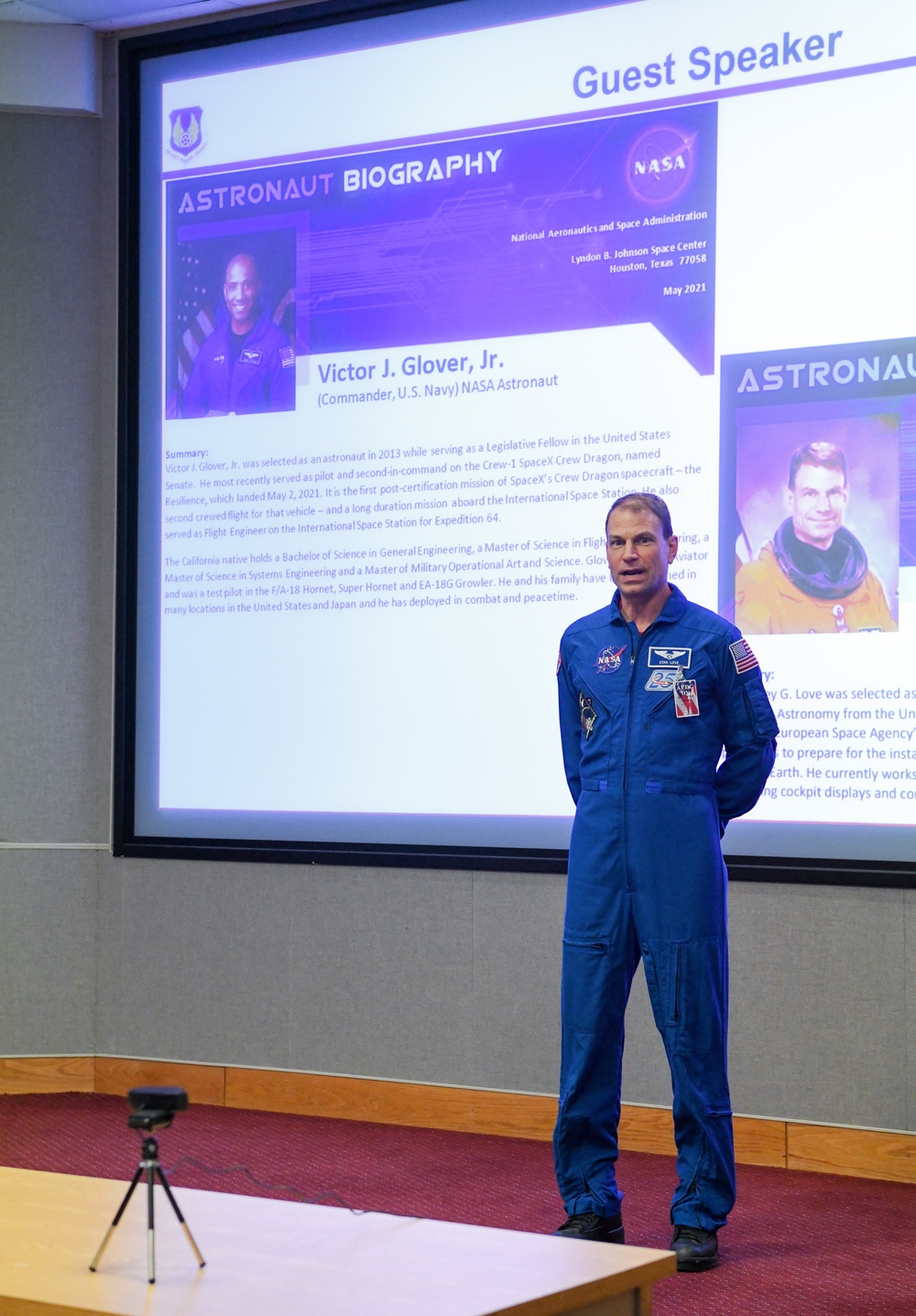 NASA Astronauts speak to Team AEDC